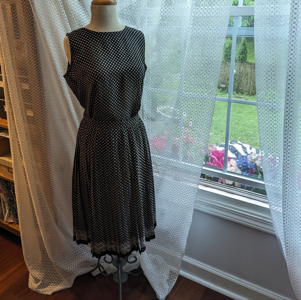 CHIC KOREAN BLACK SKIRT SET XL